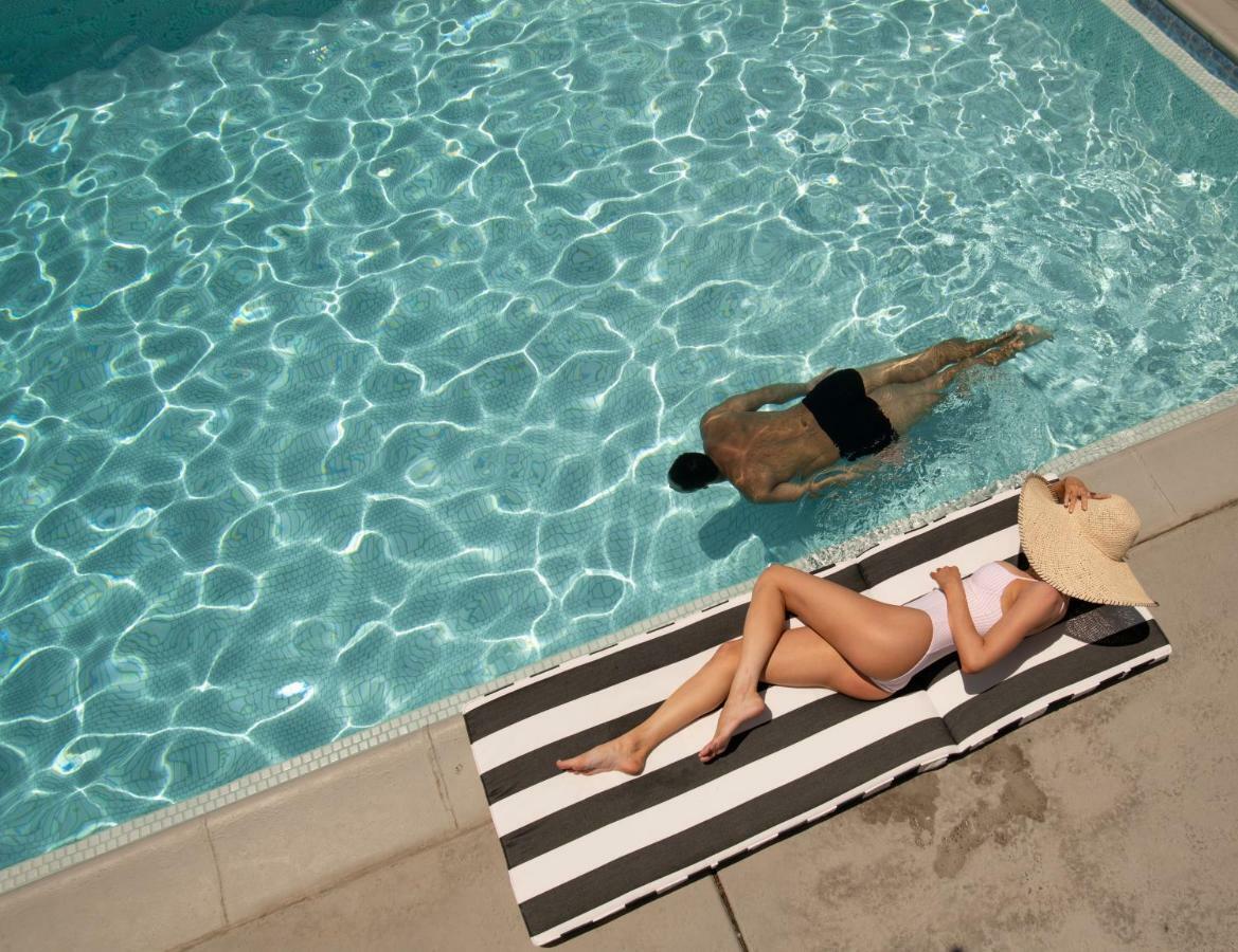 Hotel Dive Palm Springs