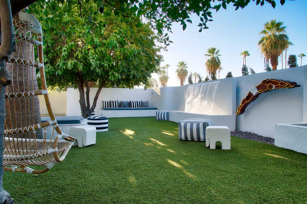 Dive 4* Palm Springs