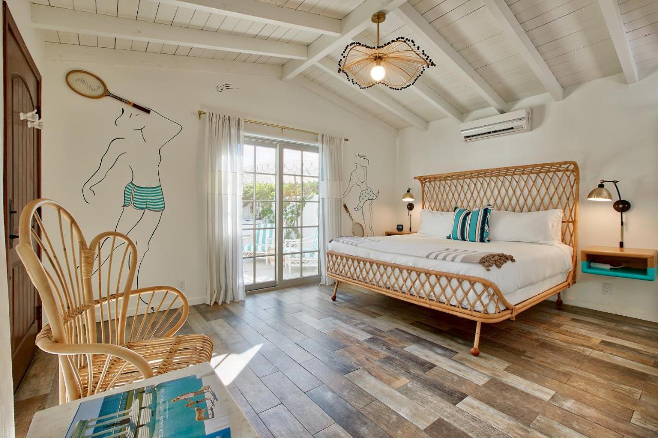 Dive Hotel Palm Springs