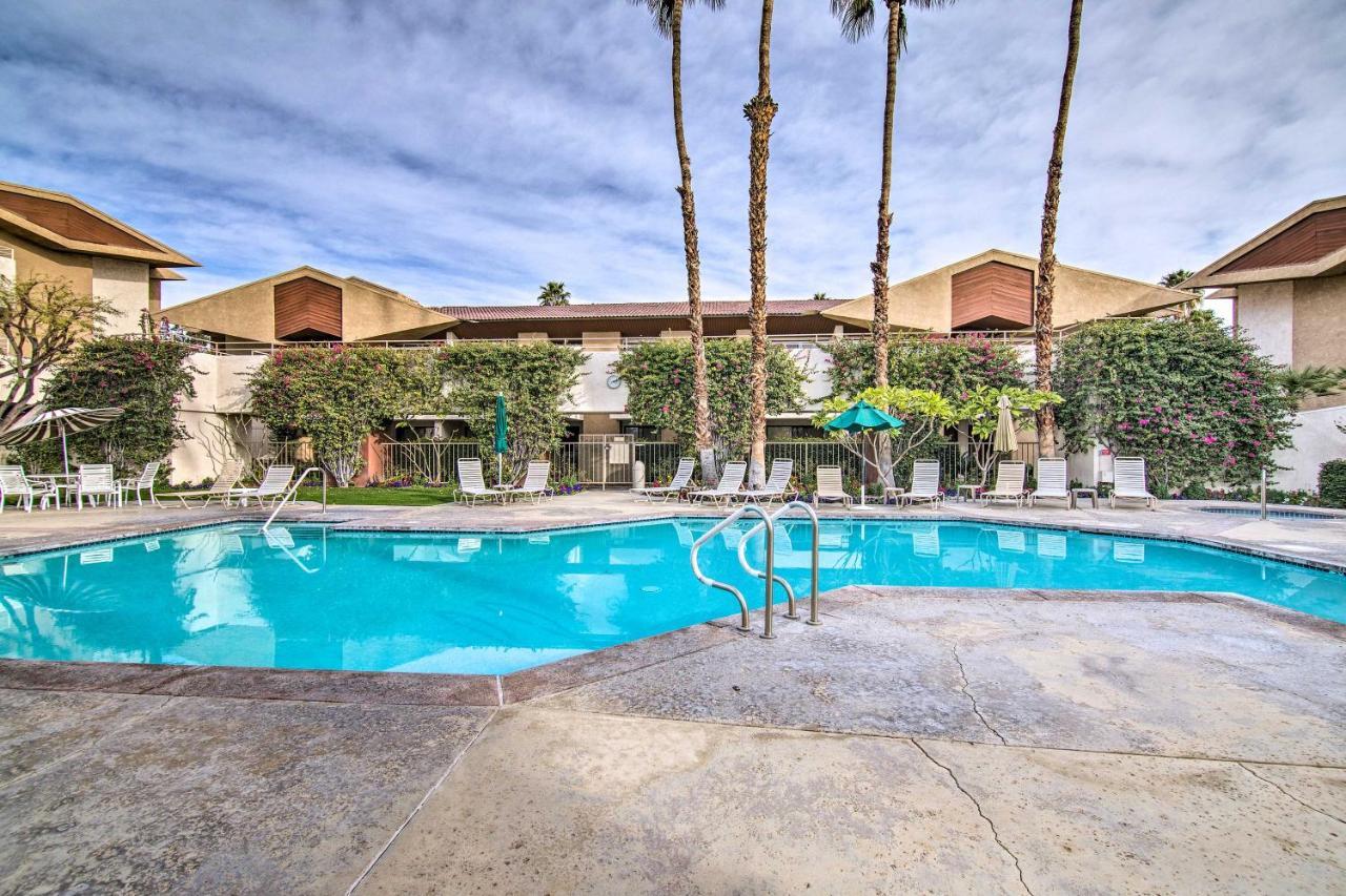 With 2 Balconies Apartment Palm Springs