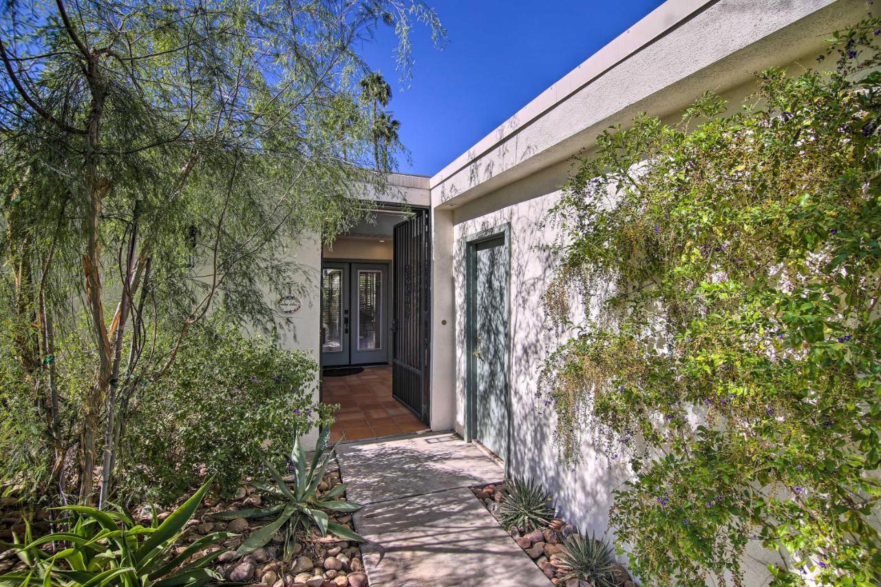 Modern Gem - Pool Access And Mtn Views Palm Springs