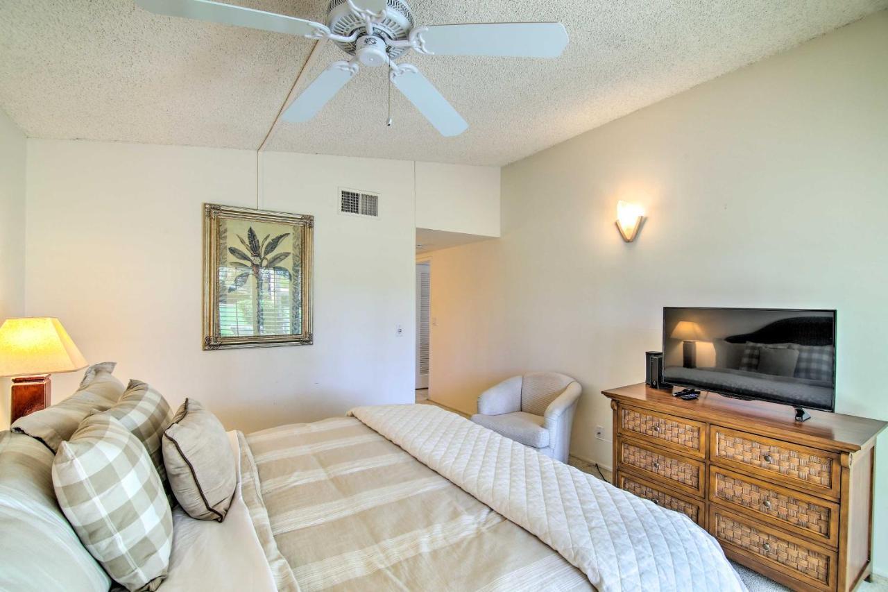Oasis With Pool And Golf Course Views! Holiday home Palm Springs