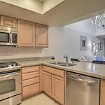 Updated Palm Springs Villa With Resort Perks!