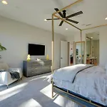 Palm Springs Oasis With Pool And Spa On Golf Course!