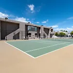 Vista Mirage Resort