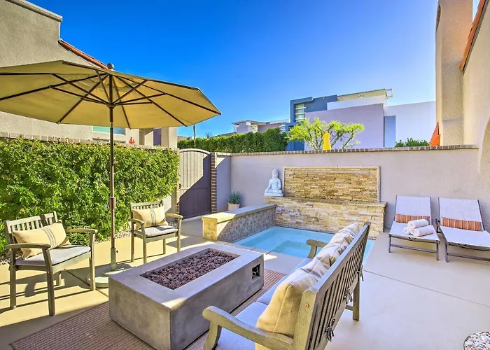 Dtwn Palm Springs Condo Bbq, Pool, Fire Pit, Etc!