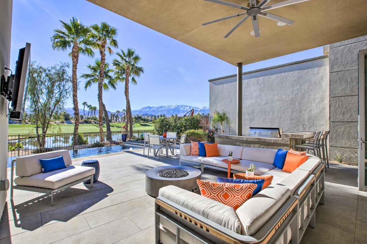 Holiday home Oasis With Pool And On Golf Course!