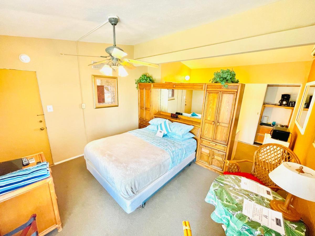 A Place In The Sun: Adults-only Midcentury Boutique With Heated Pool 4*