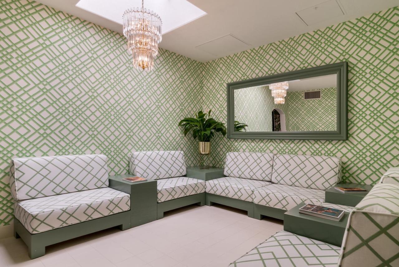 The Colony Palms And - Adults Only