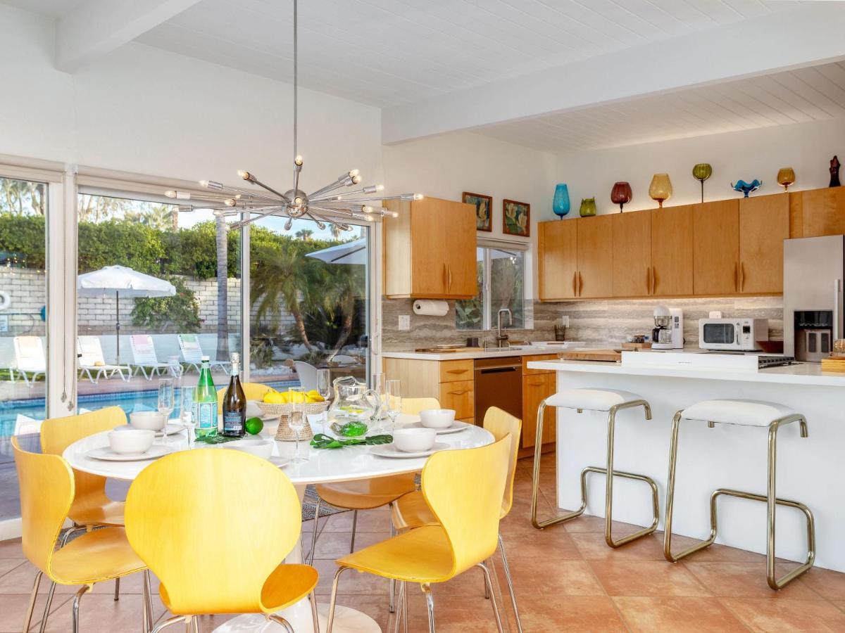 Villa House Of Stardust By Acme House Company Palm Springs