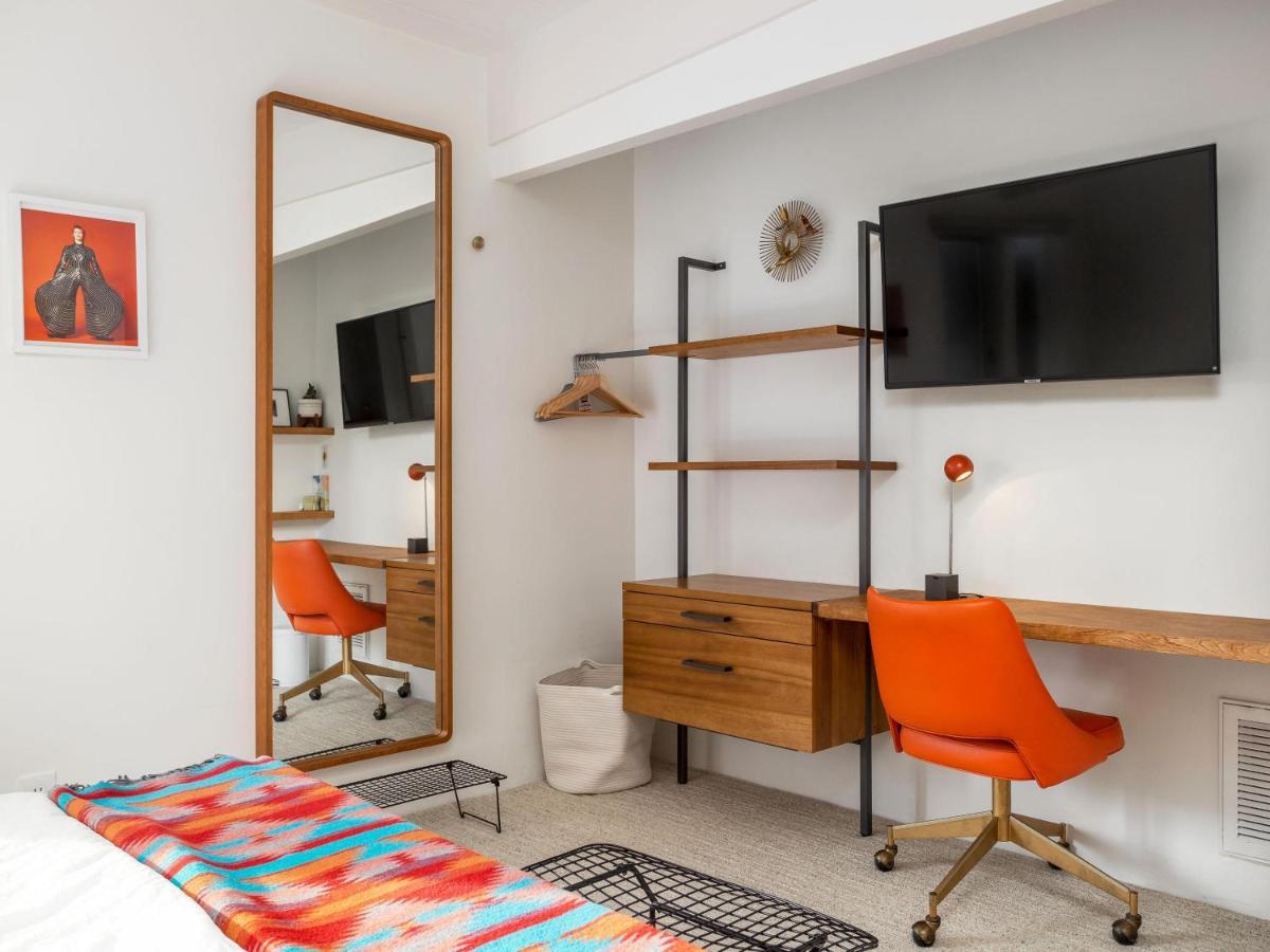 House Of Stardust By Acme House Company Villa *