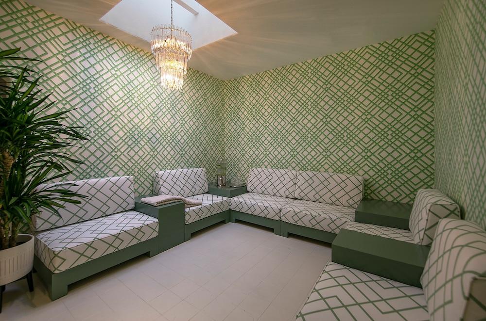 The Colony Palms And - Adults Only 4*