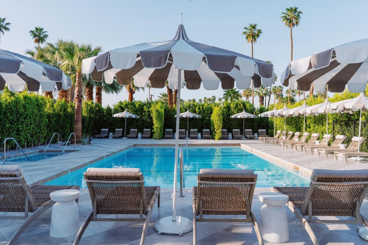 Azure Sky - Adults Only 4*