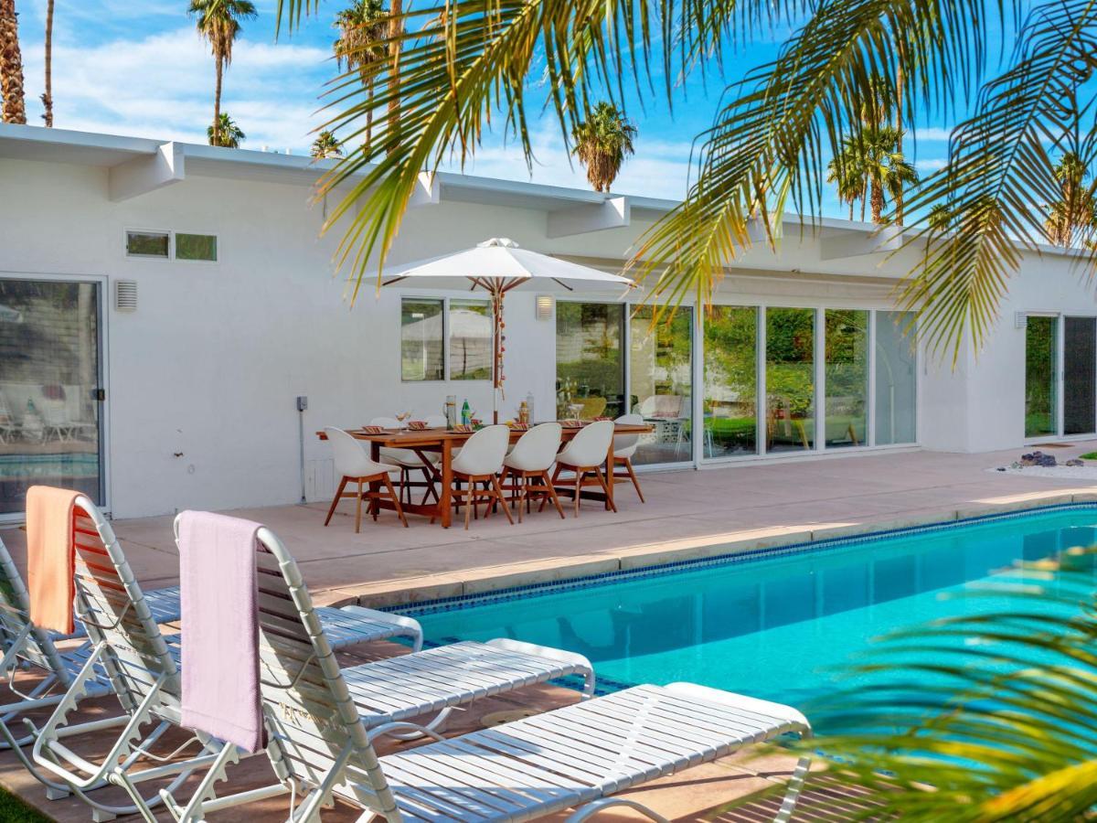 Villa House Of Stardust By Acme House Company Palm Springs