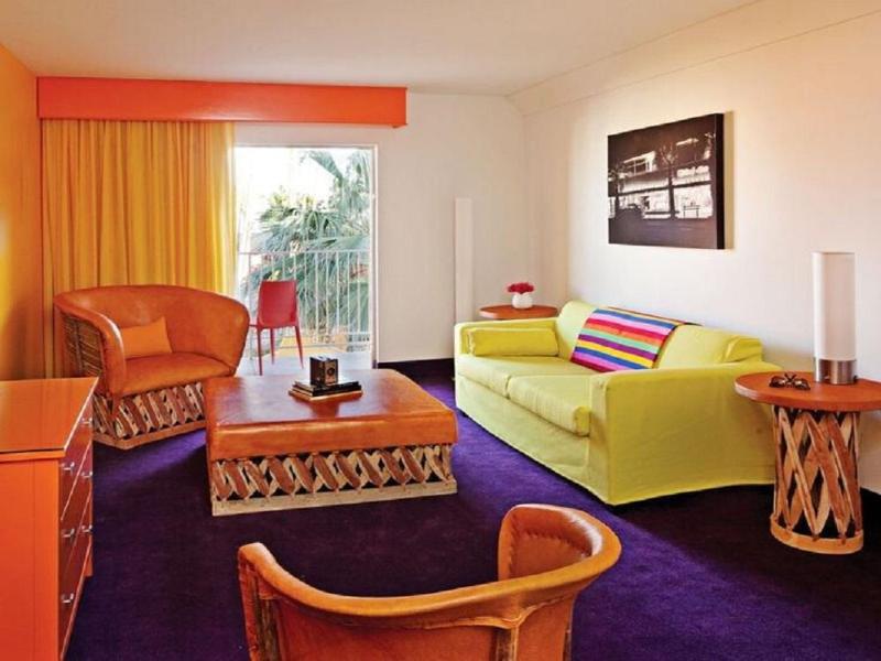 The Saguaro Hotel