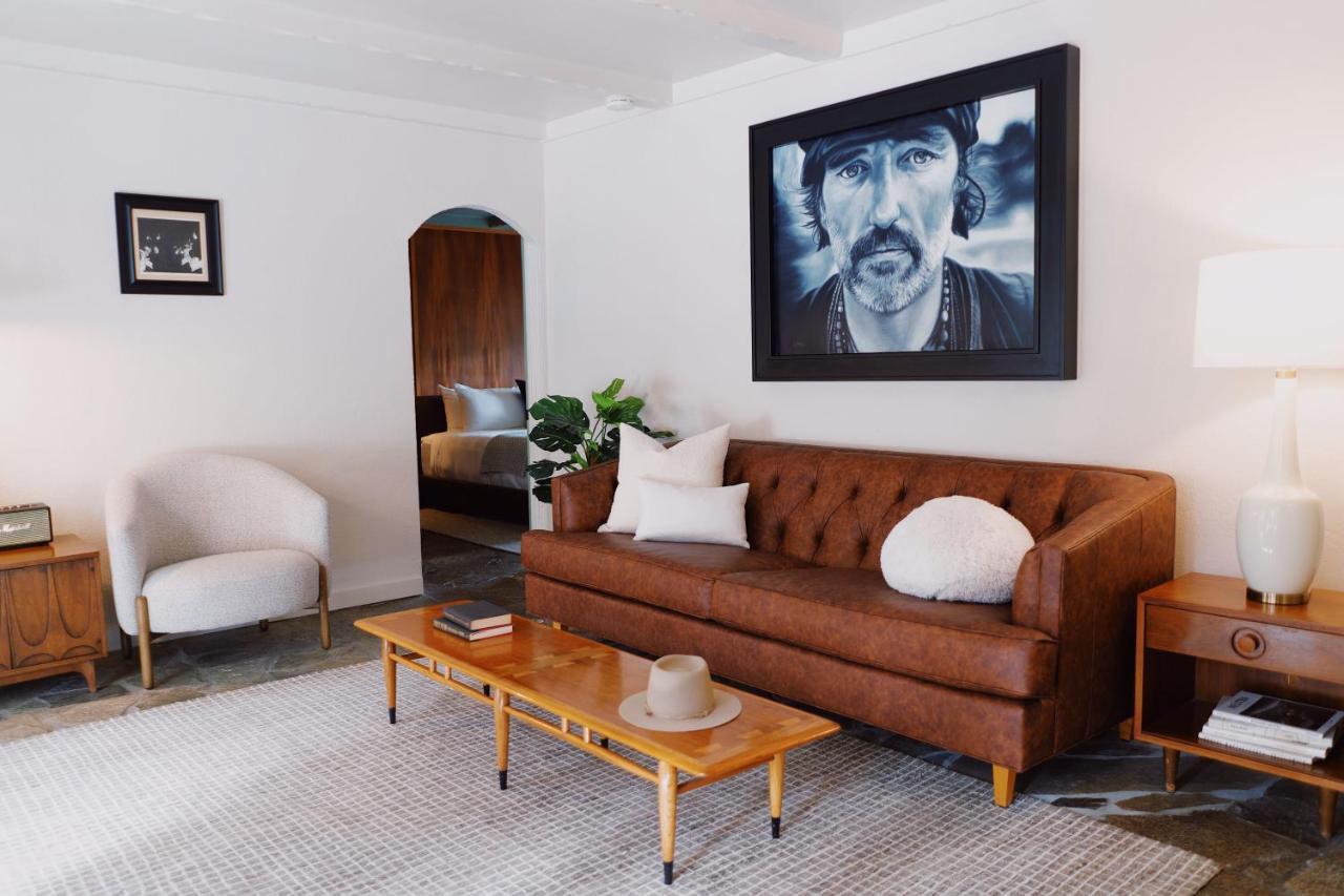Royale Hotel 4*