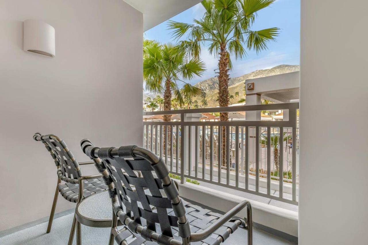 Hilton Vacation Club Palm Canyon Resort