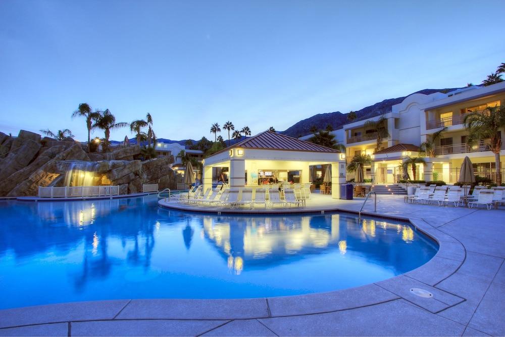 Hilton Vacation Club Palm Canyon Resort