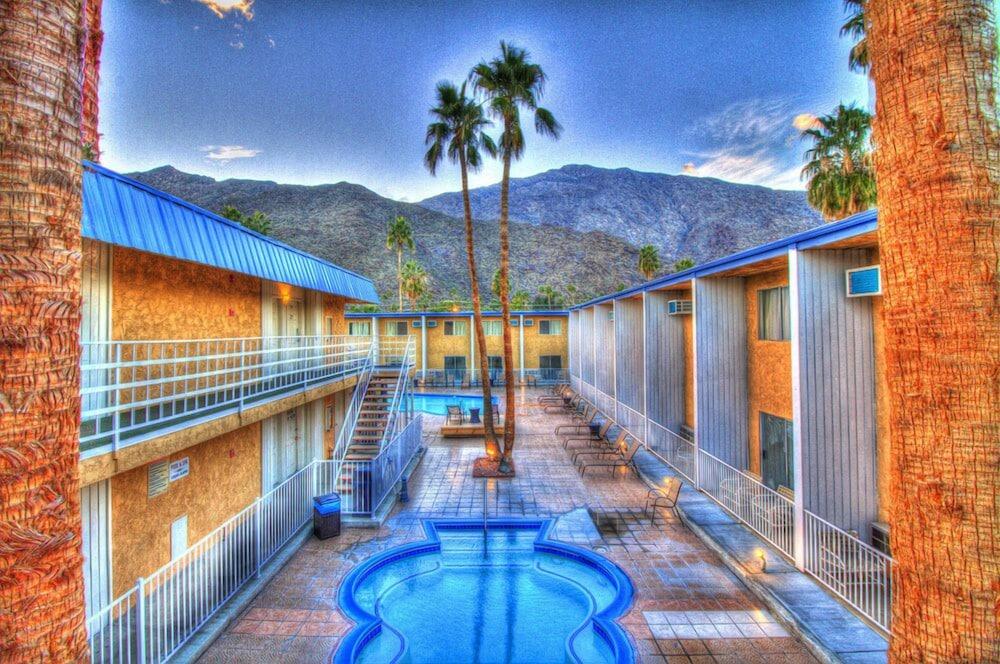Delos Reyes Motel