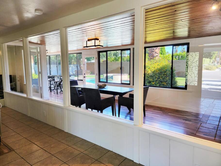 Close To Downtown Ps - Hike, Bike, Swim, Relax Holiday home Palm Springs