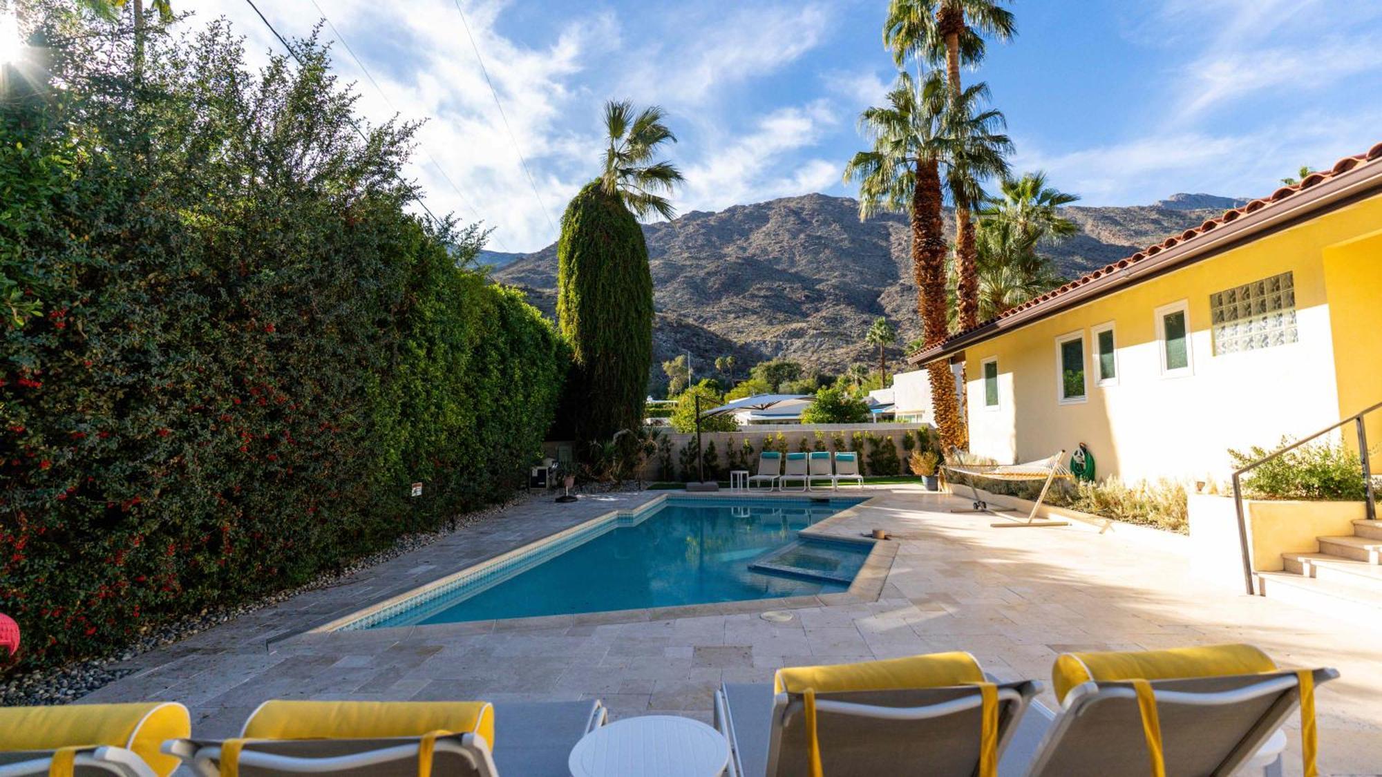 Toscana * Palm Springs