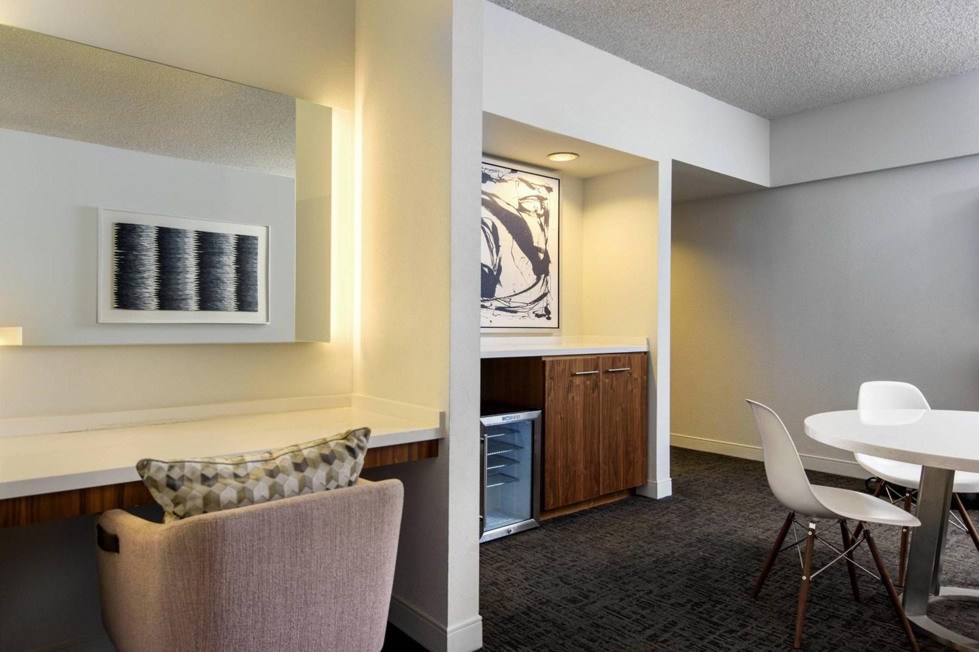 Renaissance Hotel