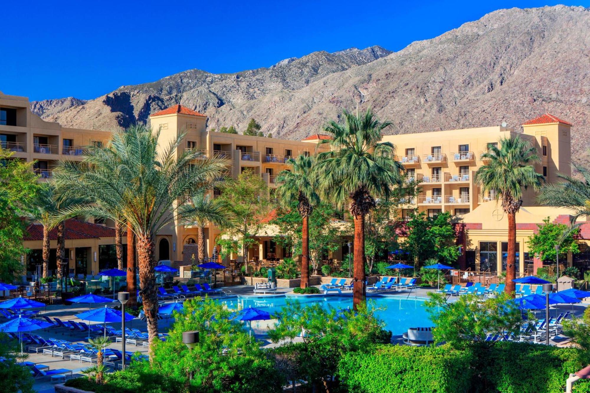 Hotel Renaissance