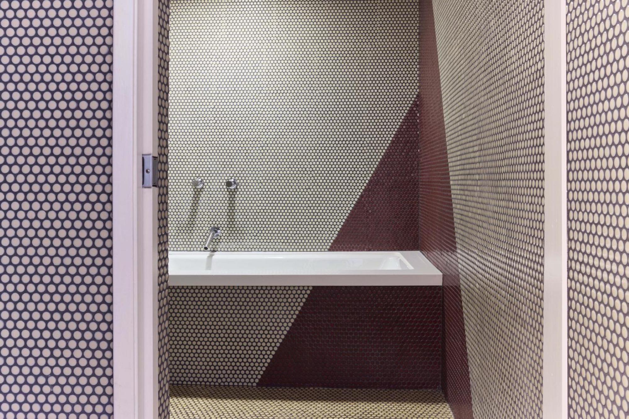Hotel Ace And Swim Club 4*