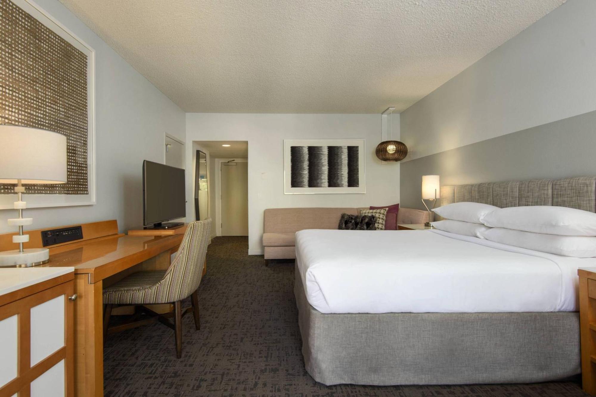 Renaissance Hotel