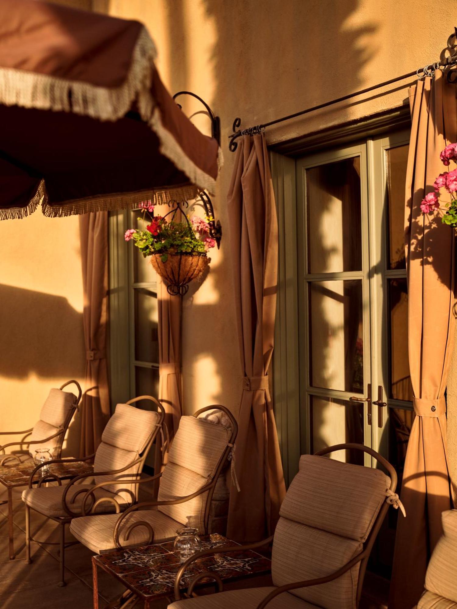 Hotel The Willows 4*