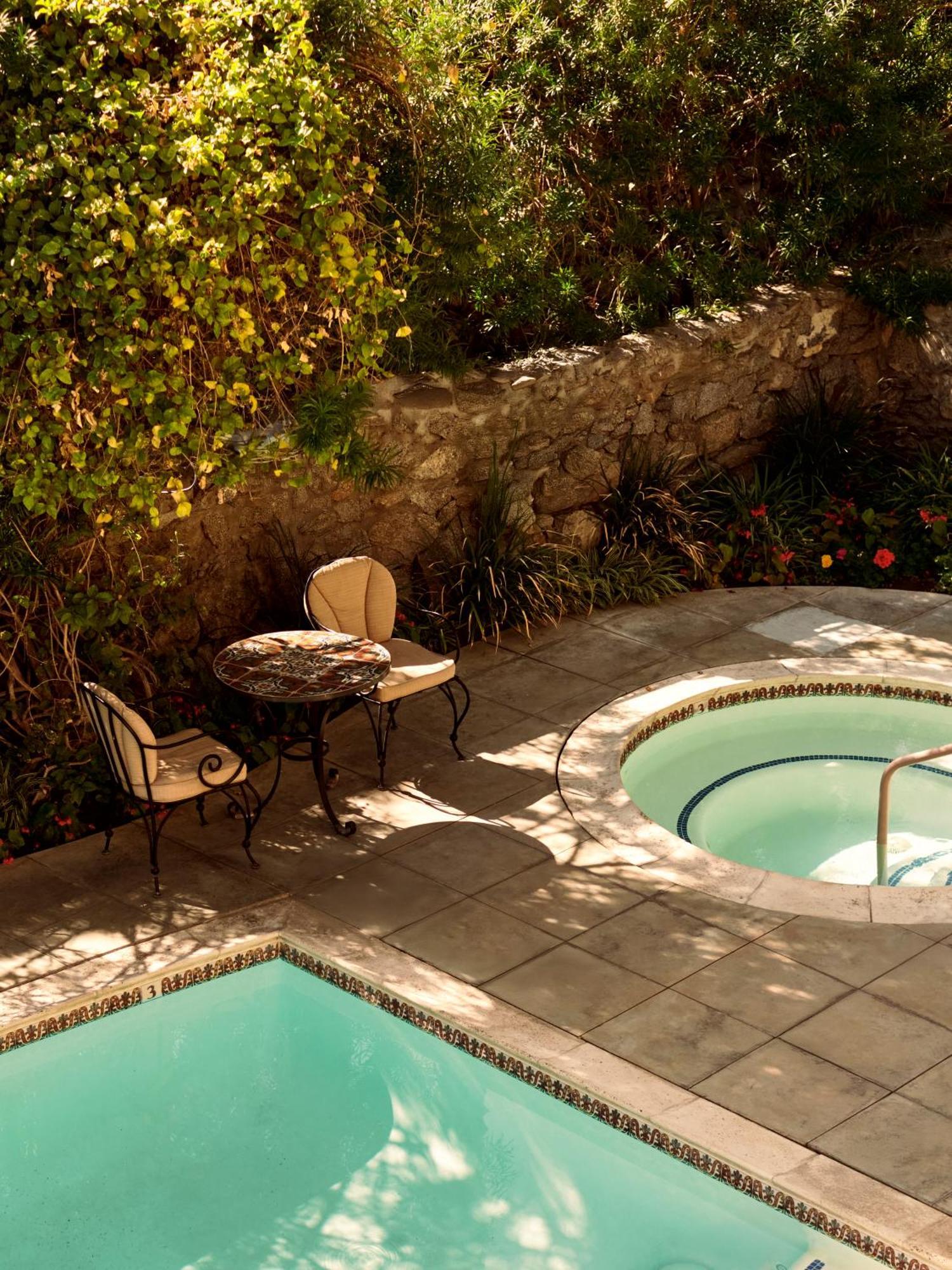 The Willows Hotel 4*