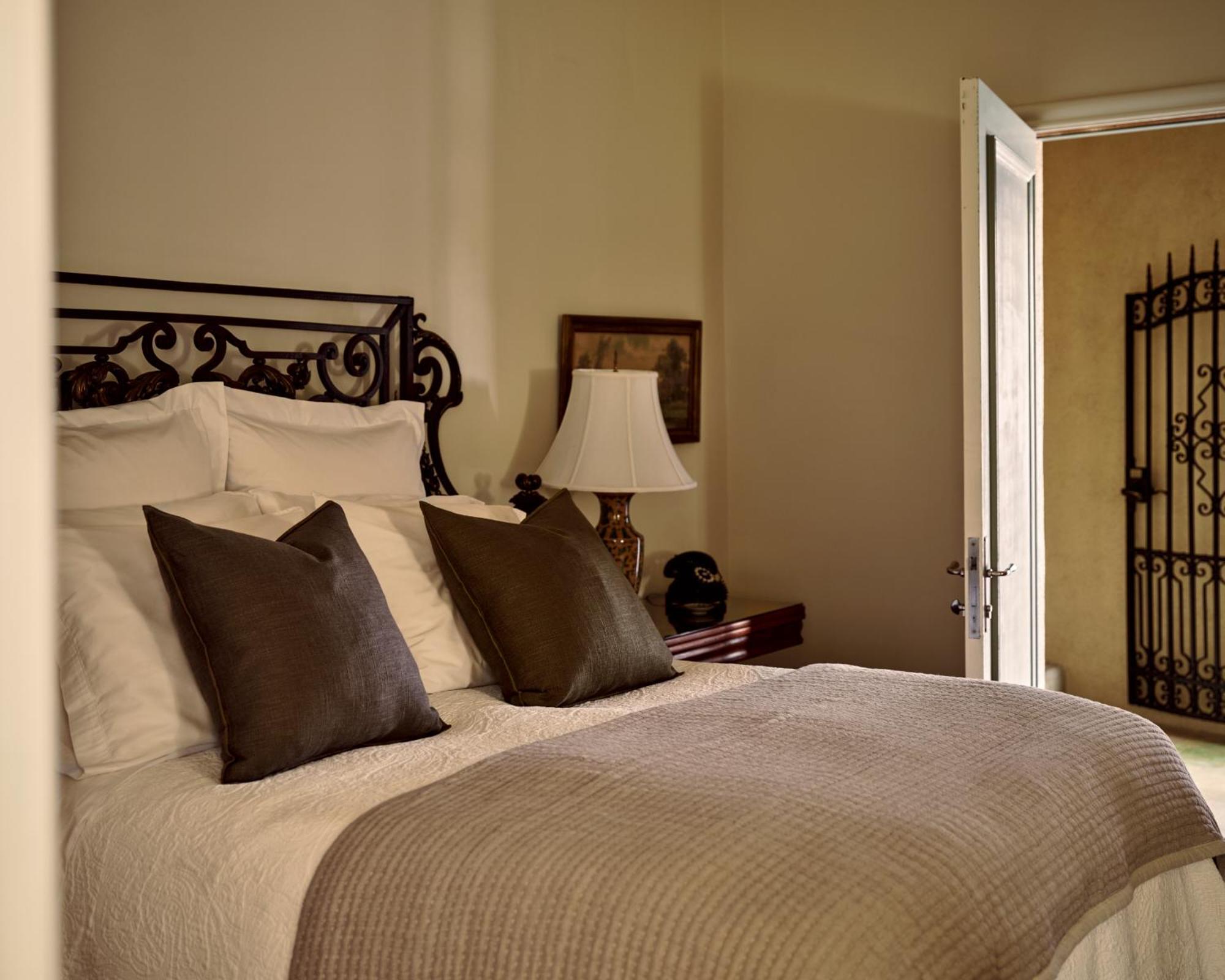 Hotel The Willows 4*