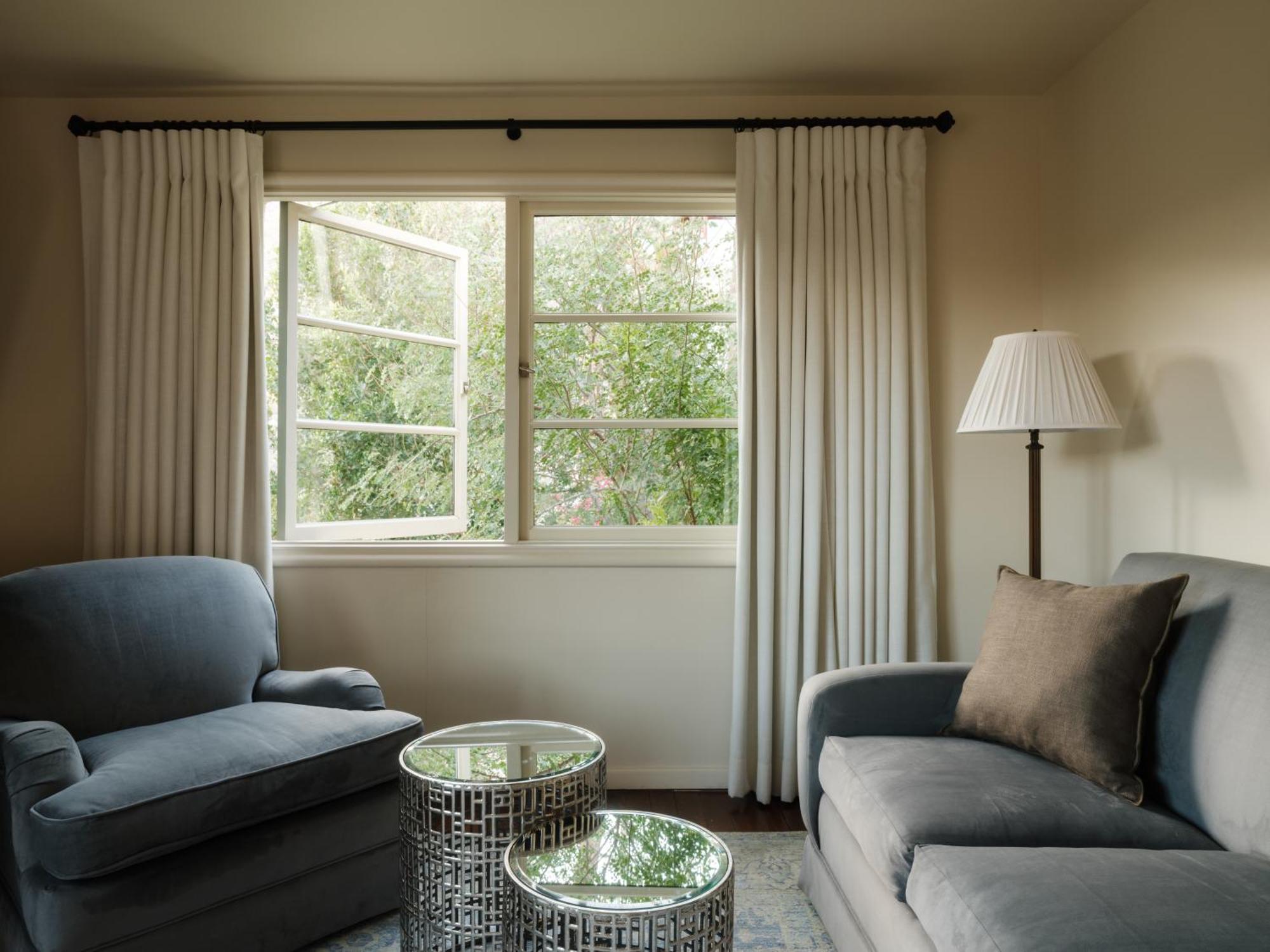 Hotel The Willows
