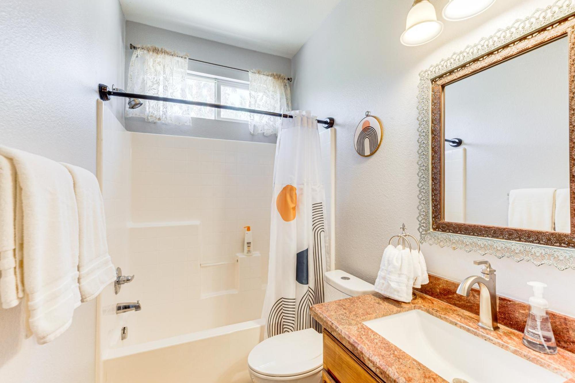 Gateway Grand Oasis Gem With Pool! Palm Springs