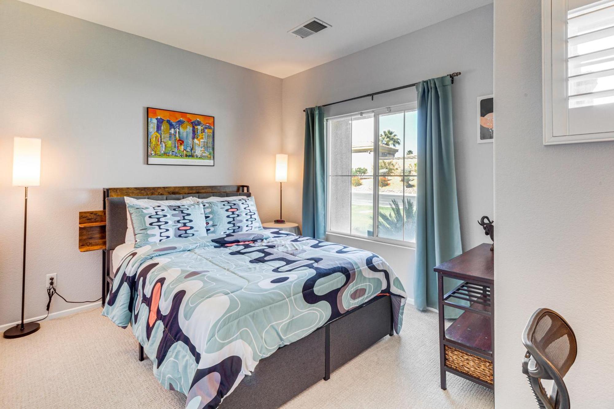 Gateway Grand Oasis Gem With Pool! Holiday home