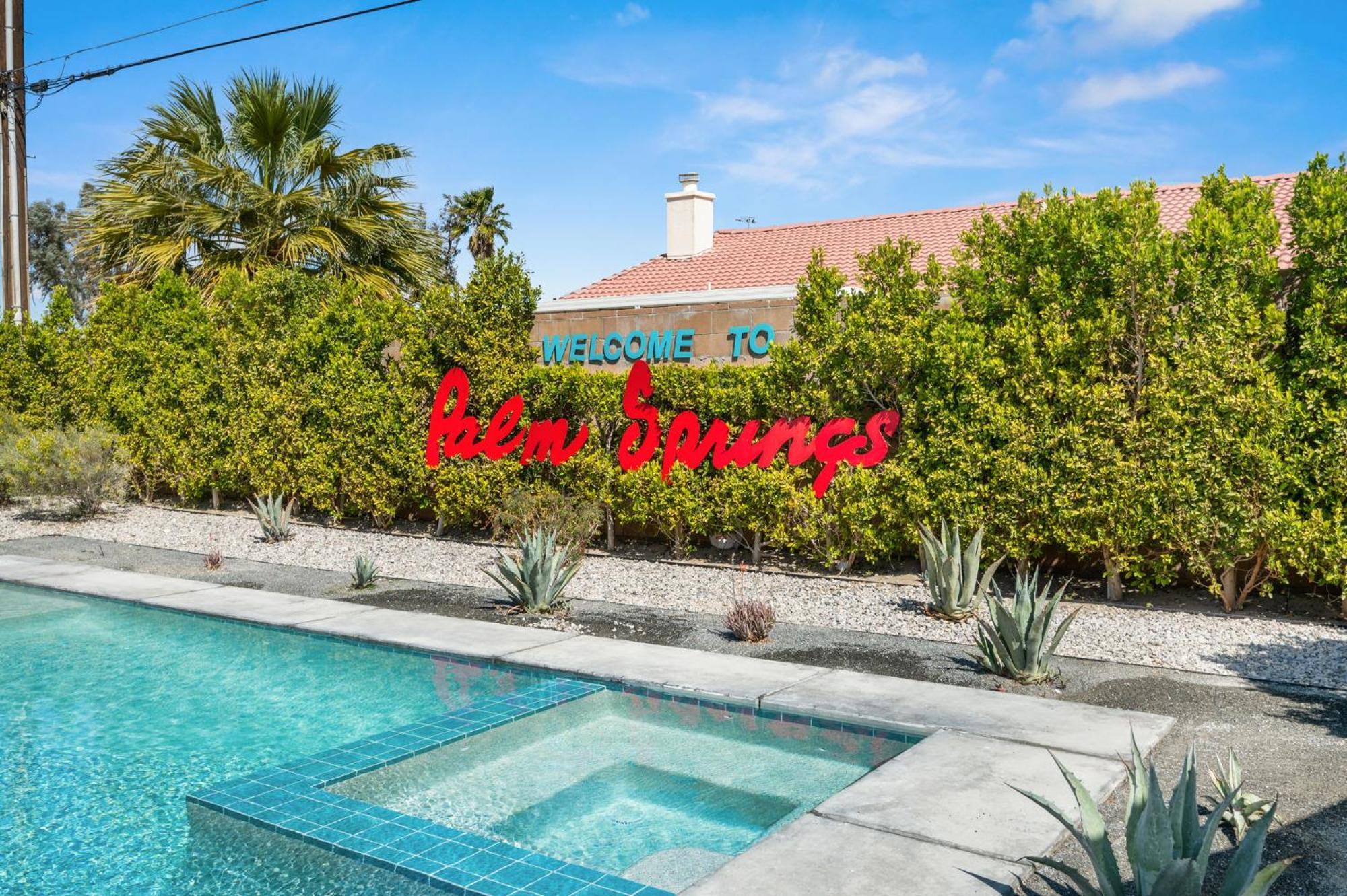 New Retro Escape 70's Vibes Wellness Game *