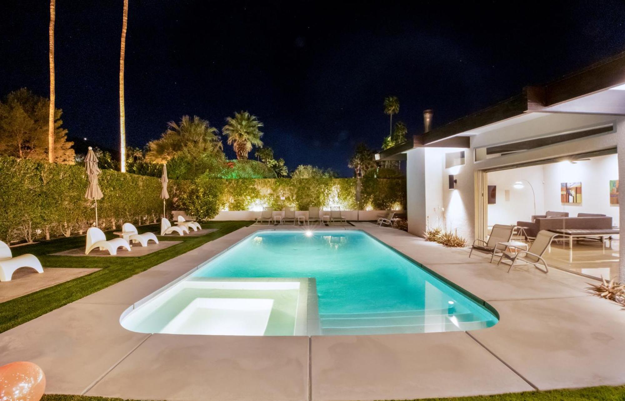 Holiday home 4br Midcentury Alexander In Vista Palmas