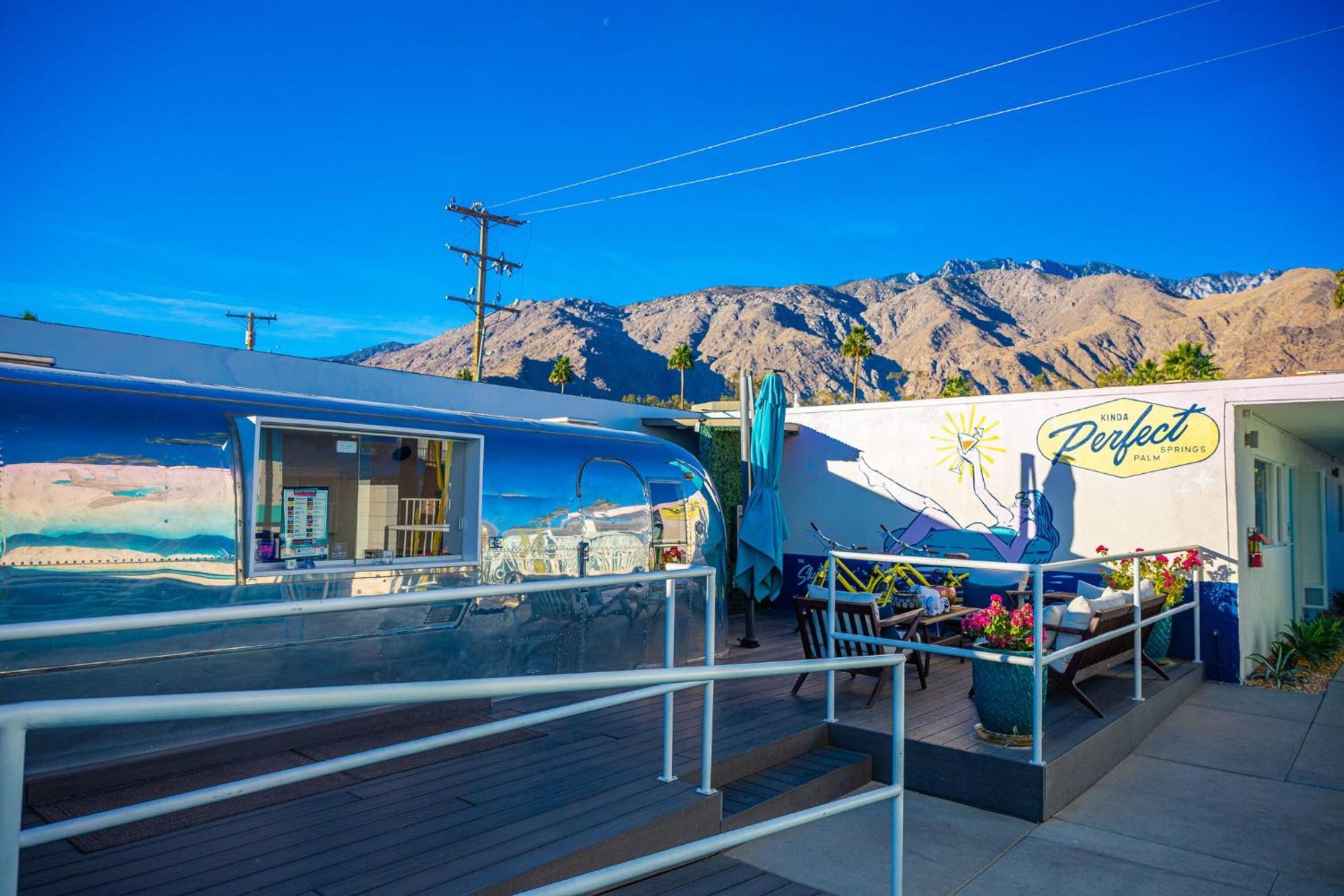 The Skylark, A Hotel Palm Springs
