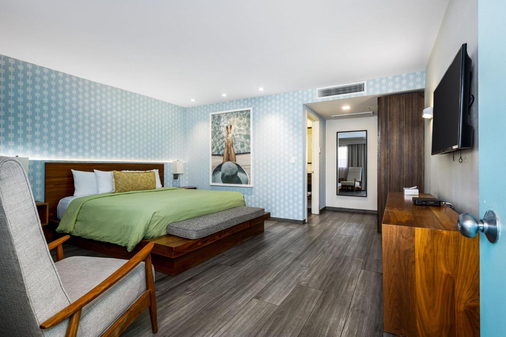 The Skylark, A Hotel Palm Springs