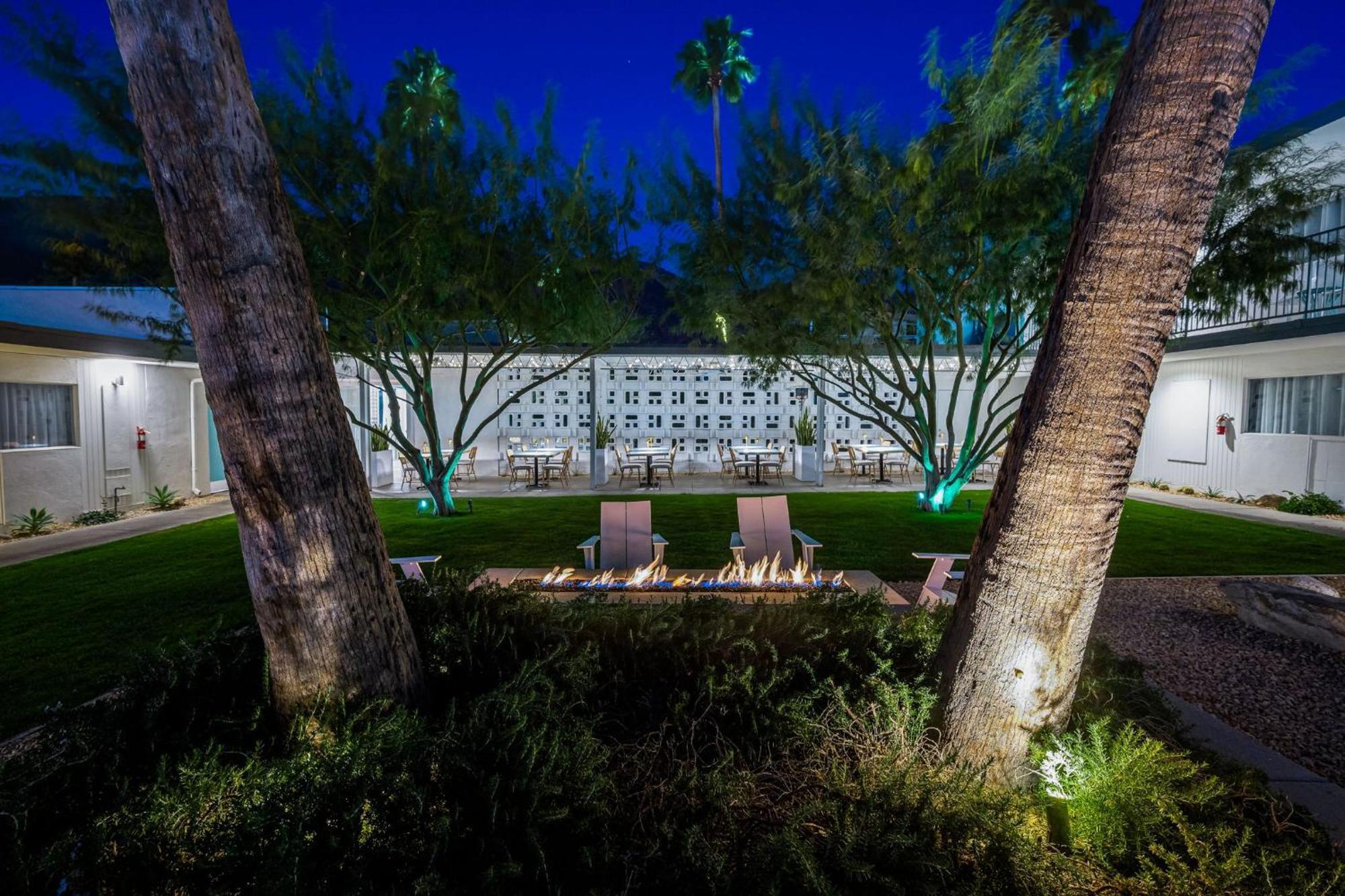 Hotel The Skylark, A 3*