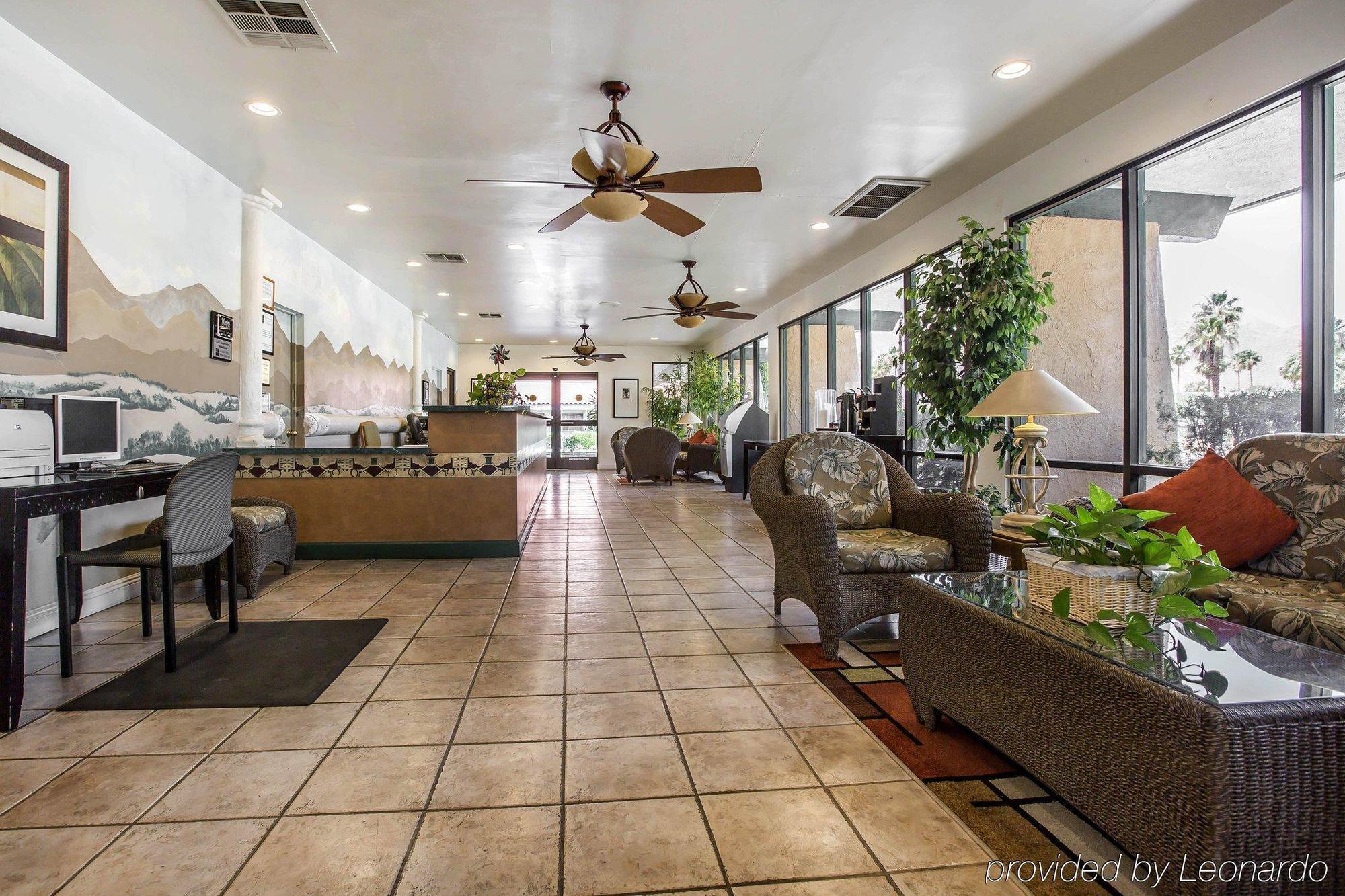 Travelodge By Wyndham Palm Springs
