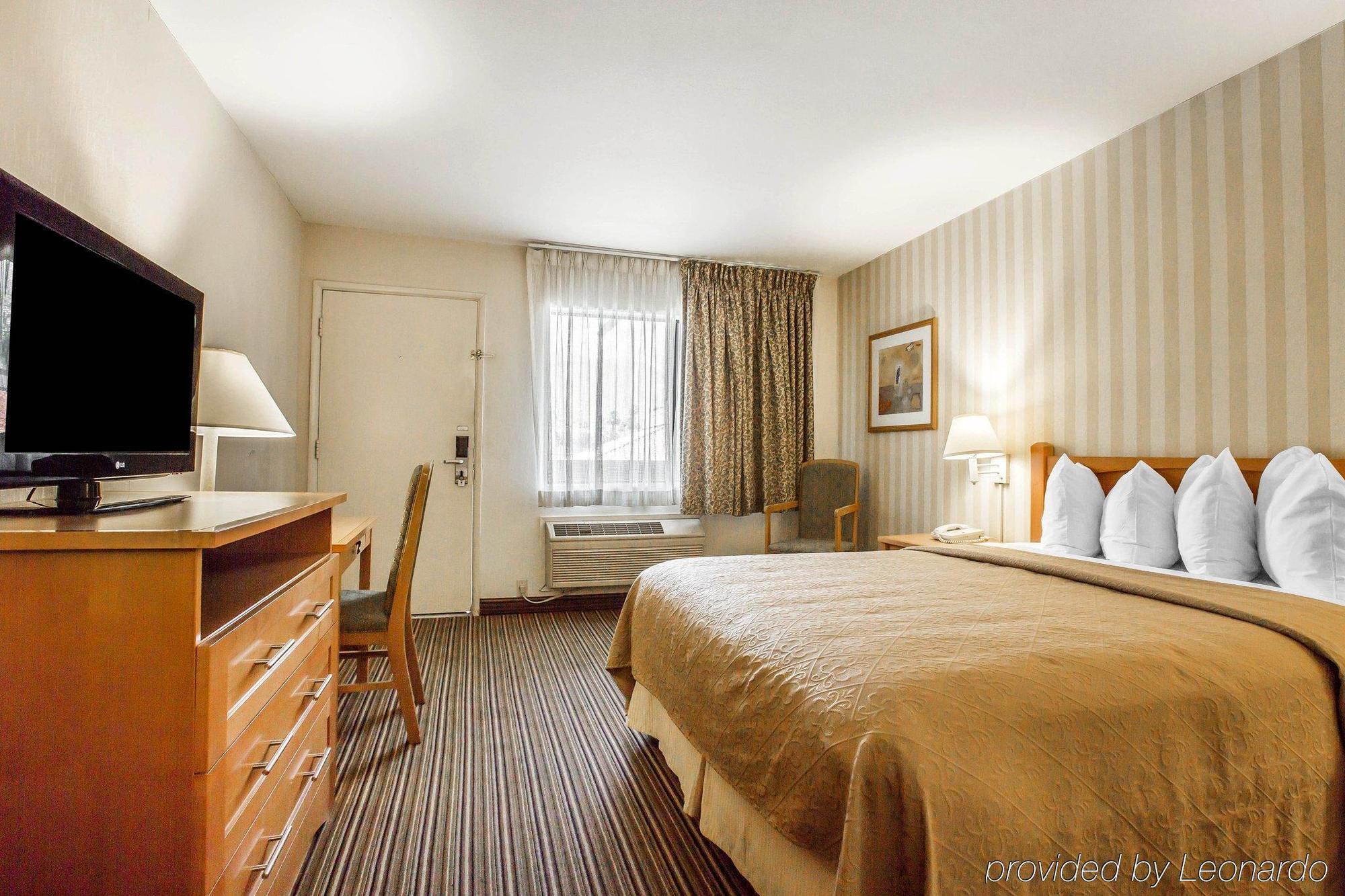Travelodge By Wyndham Hotel Palm Springs