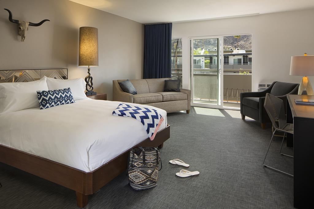 Hotel V Palm Springs