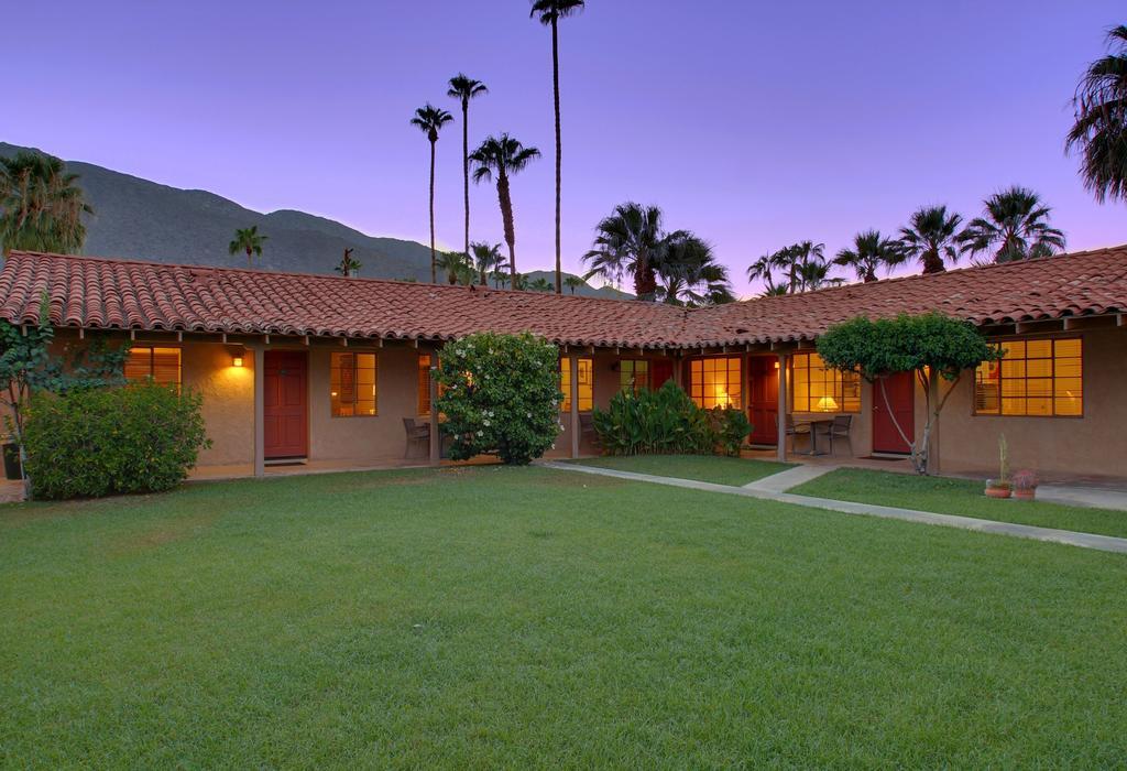 Warm Sands Villa- A Gay Men's Clothing Optional Palm Springs