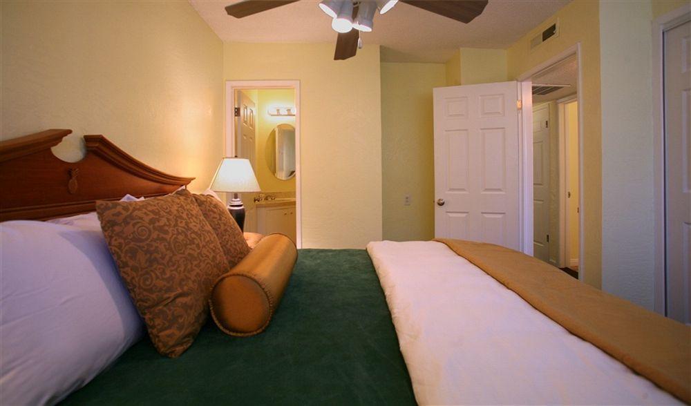 Tuscany Manor Hotel Palm Springs
