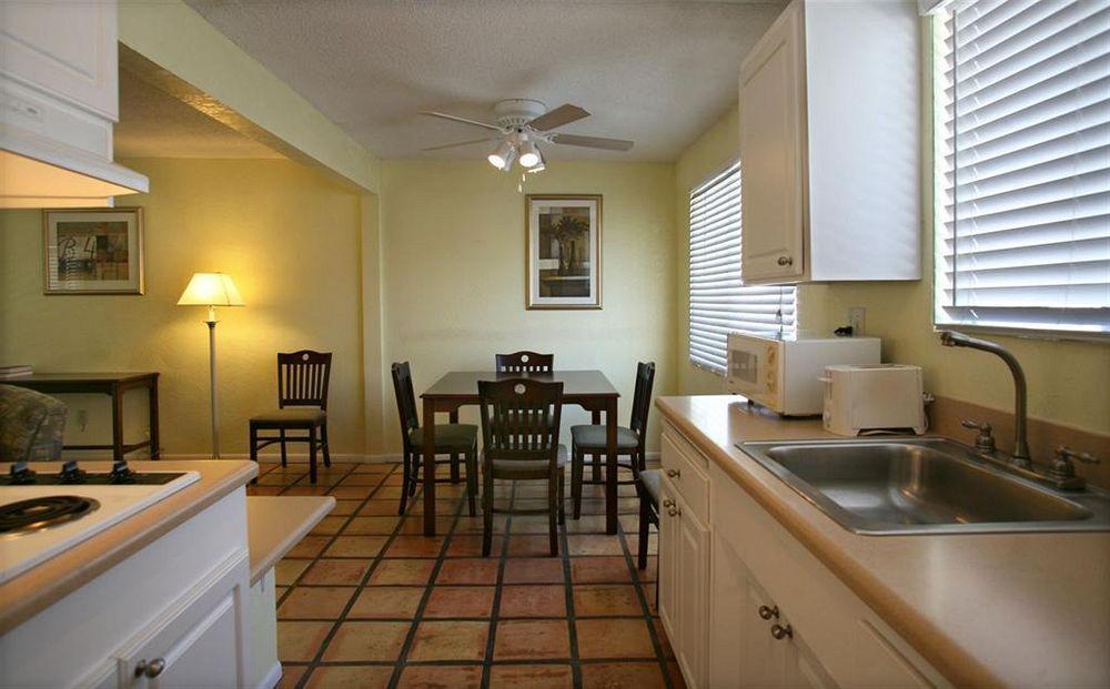 Tuscany Manor Hotel
