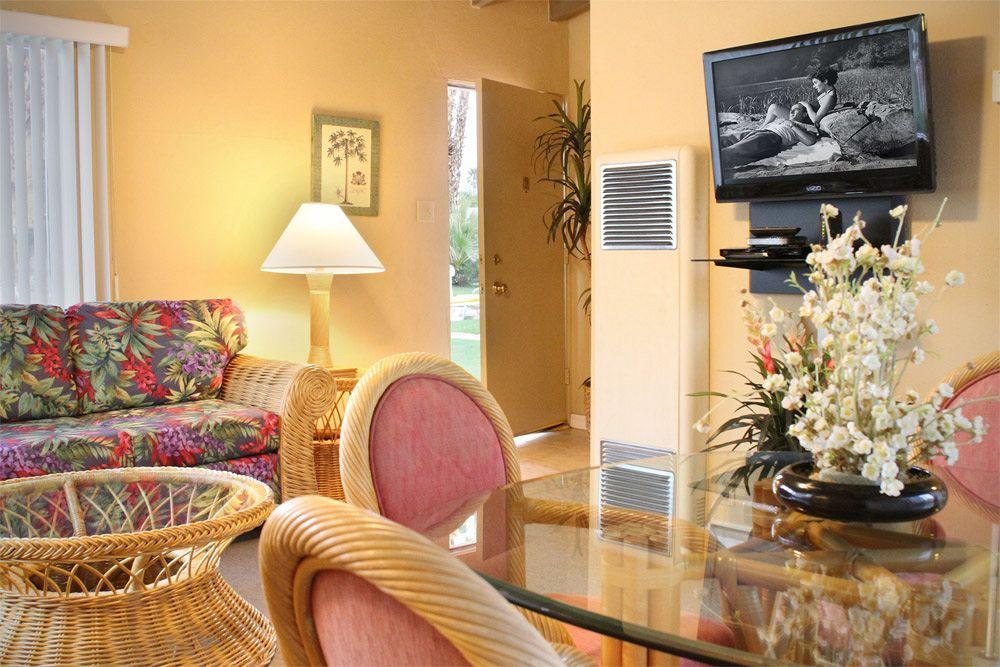 A Place In The Sun: Adults-only Midcentury Boutique With Heated Pool Hotel Palm Springs