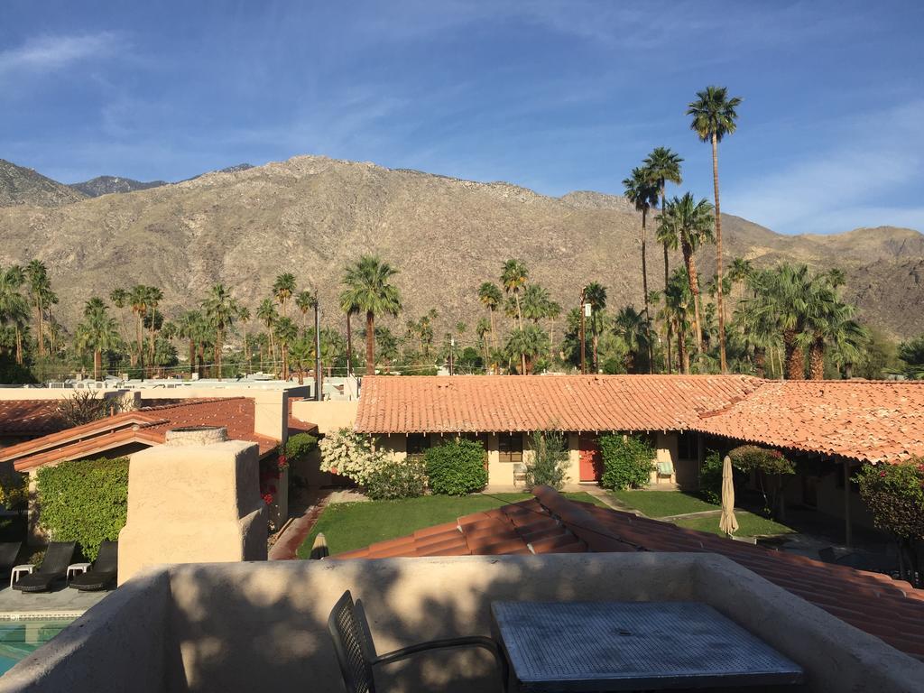 Warm Sands Villa- A Gay Men's Clothing Optional