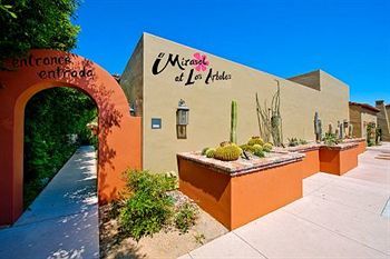 Hotel Arboles