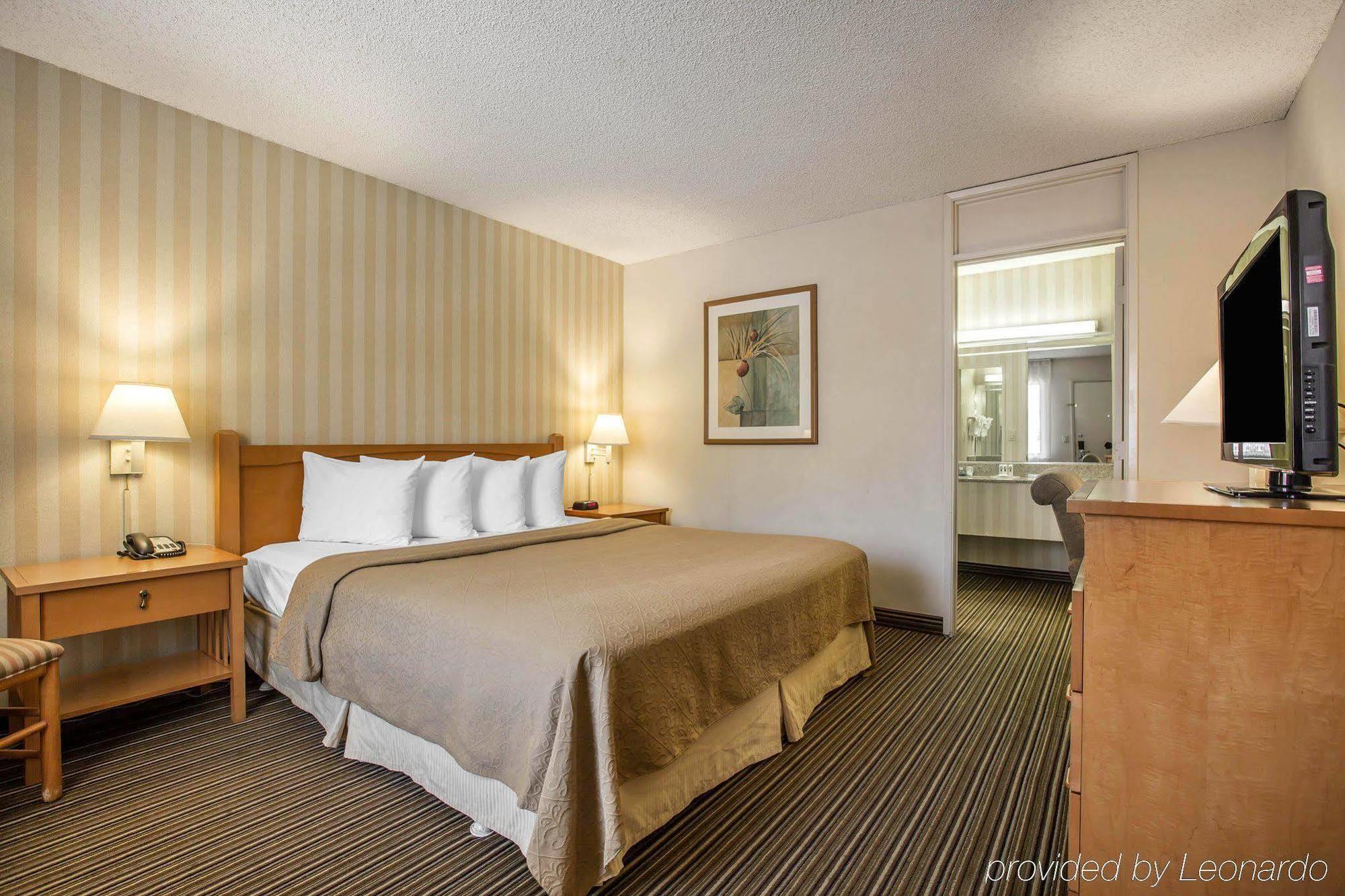 Travelodge By Wyndham Hotel Palm Springs